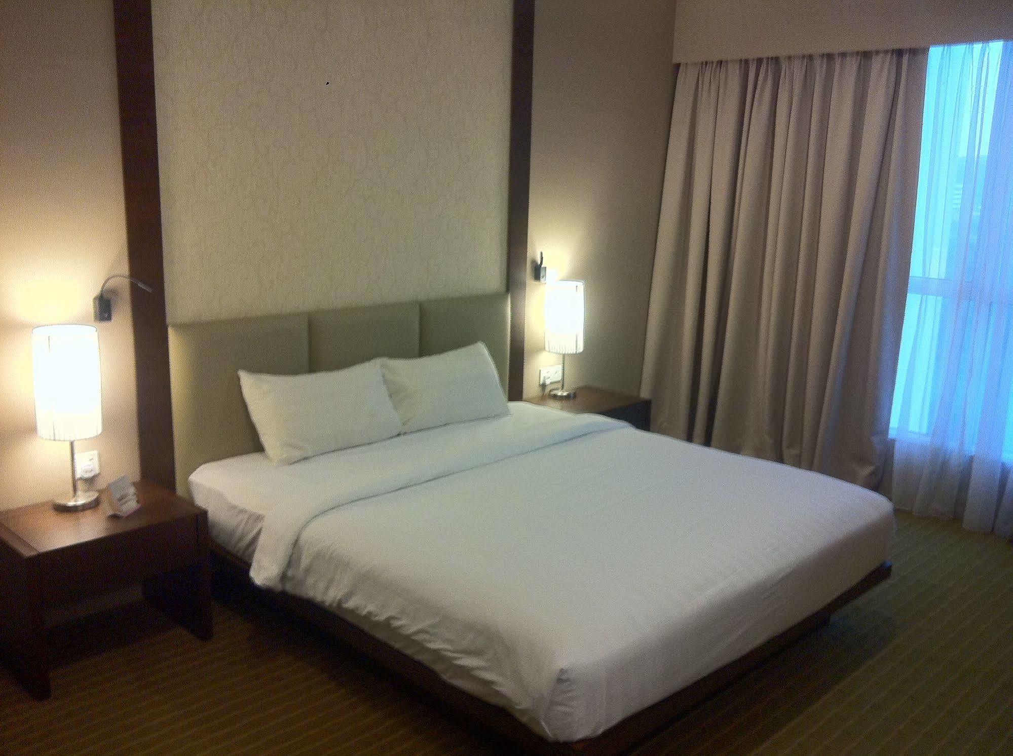 Hotel Primera Suite Cyberjaya Exterior foto